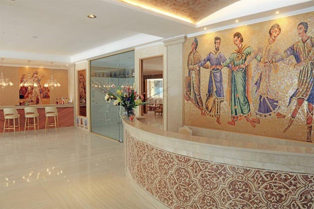 Kairaba Mythos Palace - Adults Only Kouspádhes Exterior foto Interior of the hotel